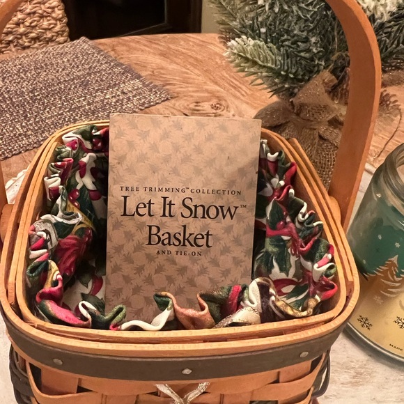 Longaberger 2000 Let it snow basket. Collectors - Picture 3 of 10